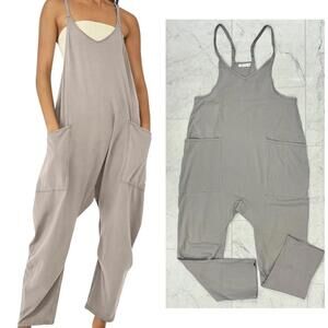 Causal V-Neck Sleeveless Harem Overall Jumpsuit (Light Grey)